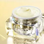 کرم گلوتاتیون ضد لک و روشن کننده نامبوزین +۵ 3